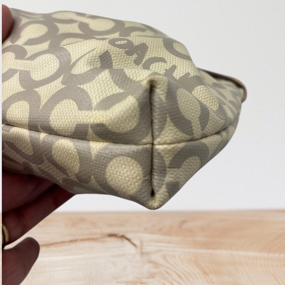 Coach Cream and Khaki Signature Wristlet Clutch - Picture 4 of 6